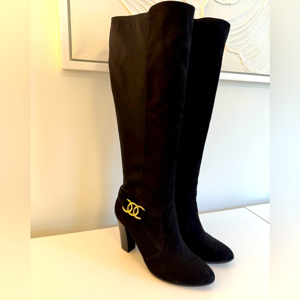 Kelly & Katie knee high suede heel boot